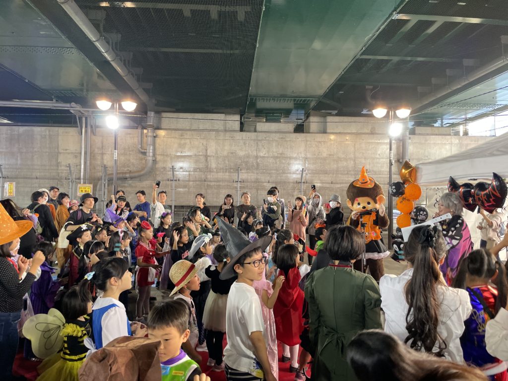 ハロウィンタウン椎名町の様子1